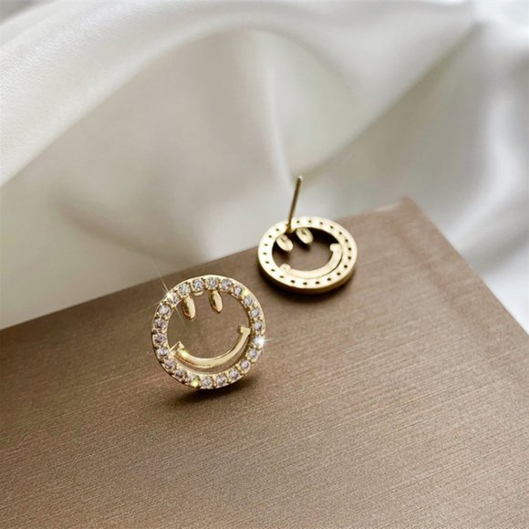 NEW Yellow Gold Diamond Smiley Face Stud Earrings - Picture 4 of 12